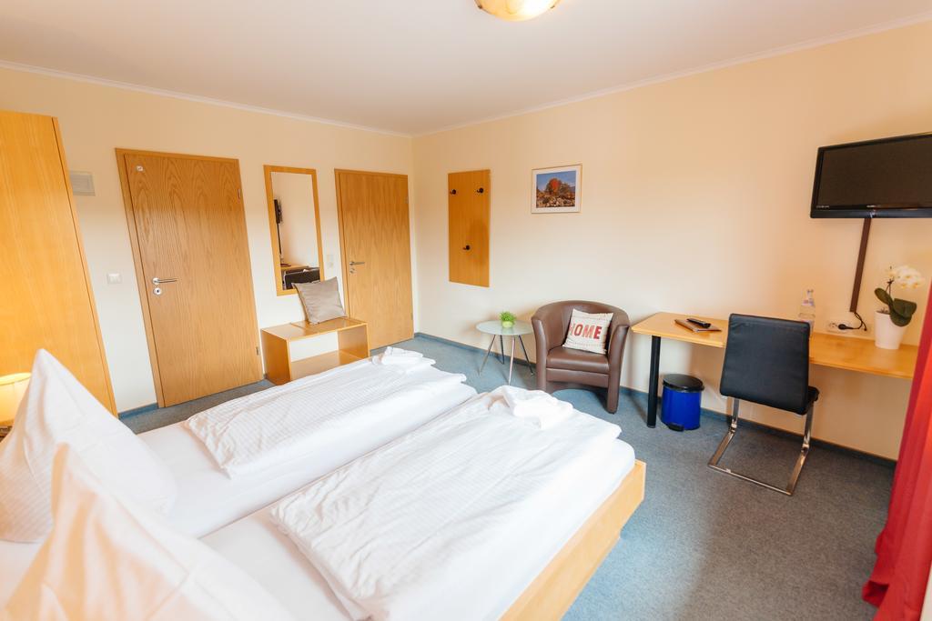 Hotel Rhoenhof Hünfeld Kültér fotó
