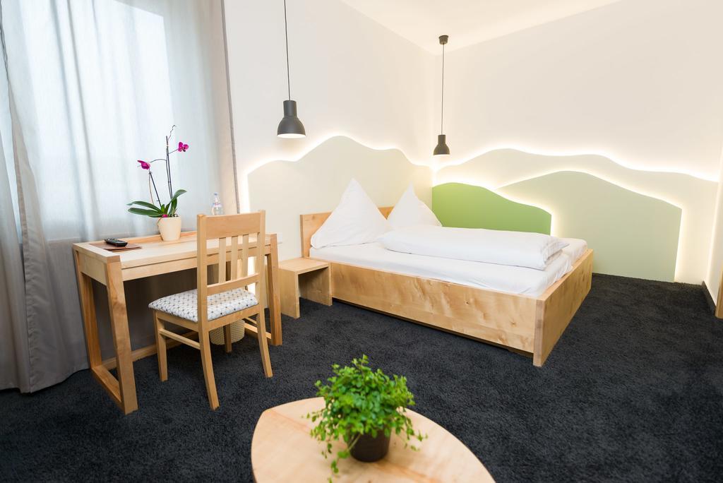 Hotel Rhoenhof Hünfeld Kültér fotó
